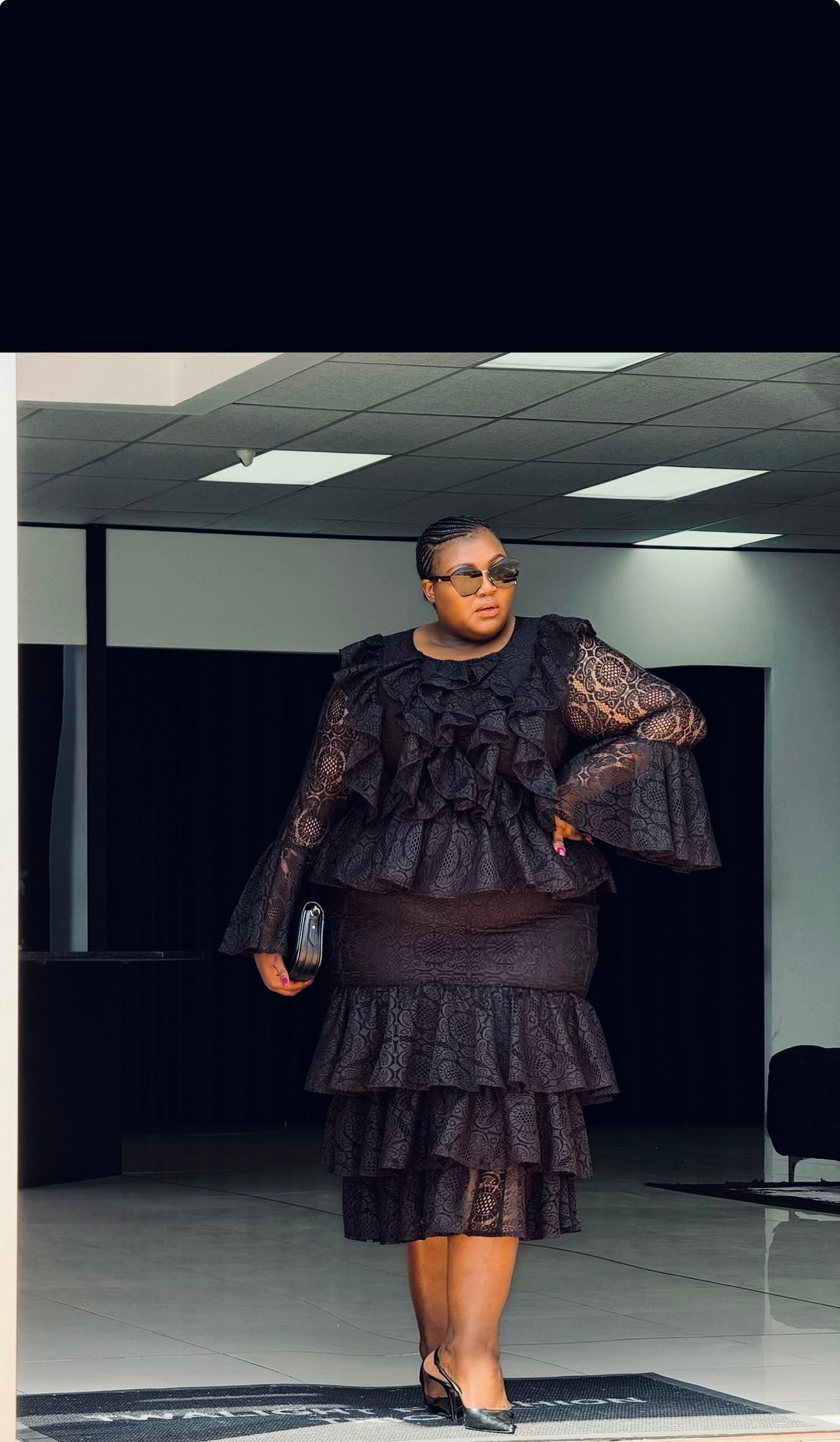 Tania lace dress
